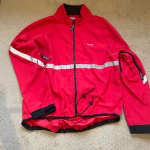 Running Room Reflective running jacket sz l
